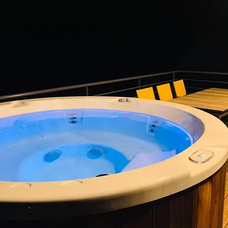 Du Champel Jacuzzi * Saint-Gervais-les-Bains