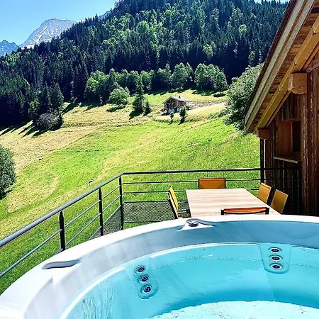 Domek alpejski Du Champel Jacuzzi *